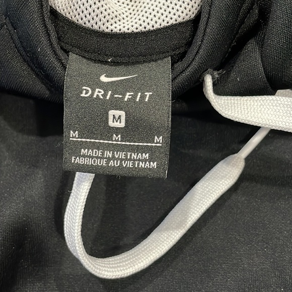 Nike women’s hoodie - Picture 5 of 5